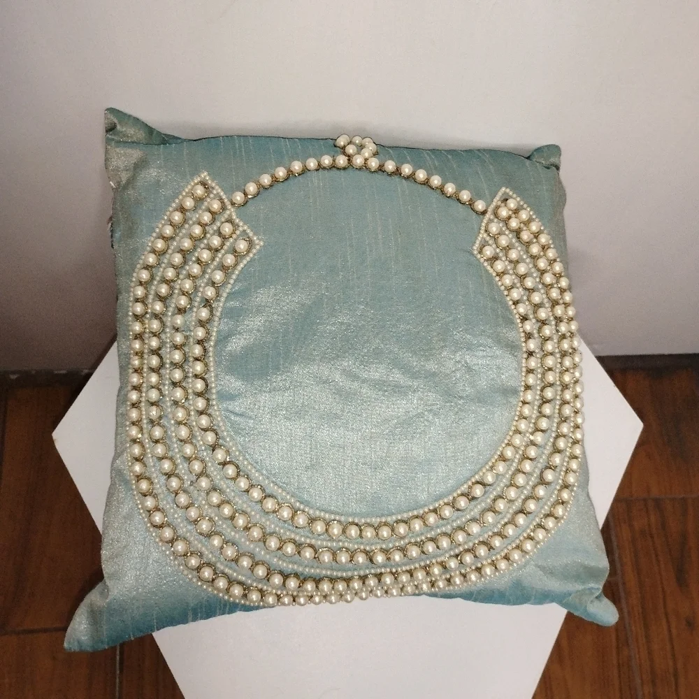 RAW SILK DOWN ACCENT PILLOW